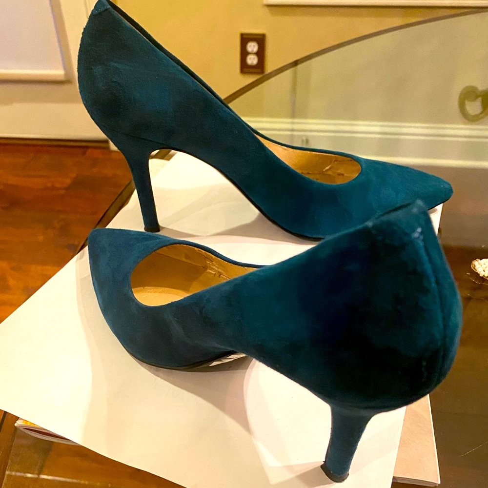 Teal Nine West Pumps
